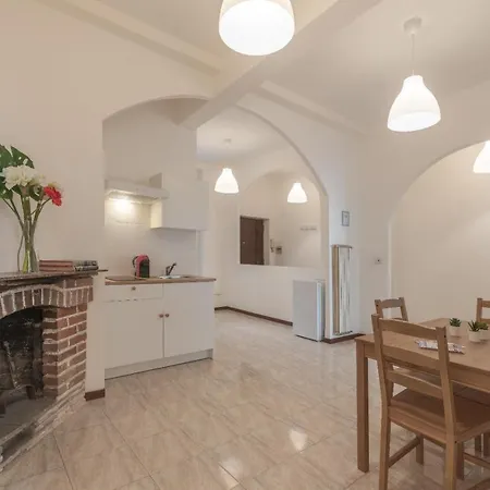 Апартаменты Vicolo Del Cinque Trastevere Рим