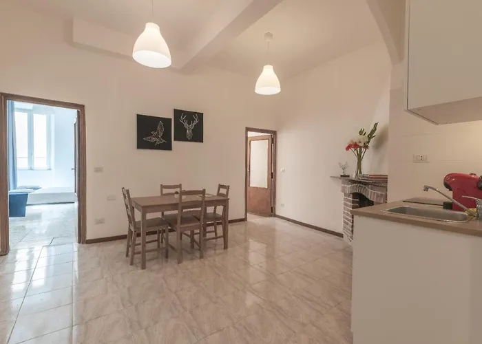 Vicolo Del Cinque Trastevere Διαμέρισμα